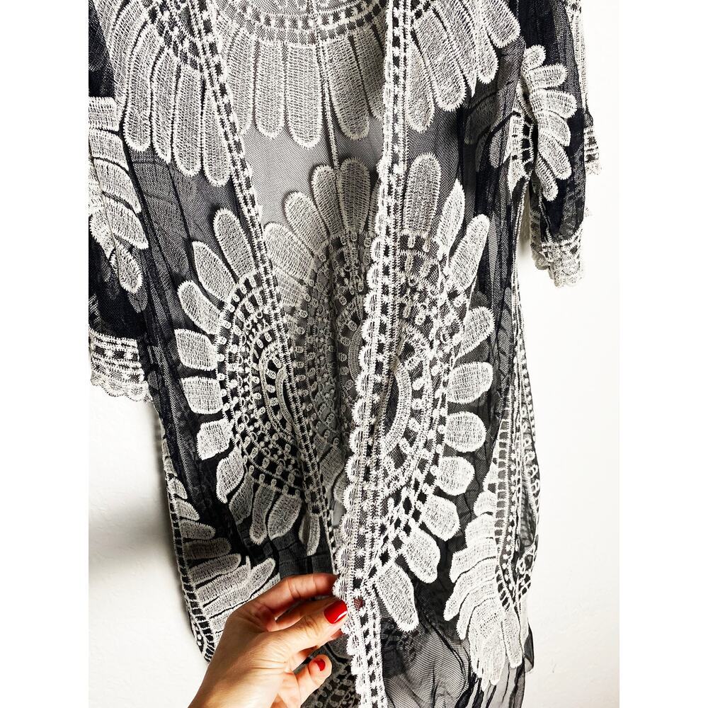 Women's Black Boho Lace Kimono Duster White Embroidered Floral Open Front Sheer - Picture 3 of 4